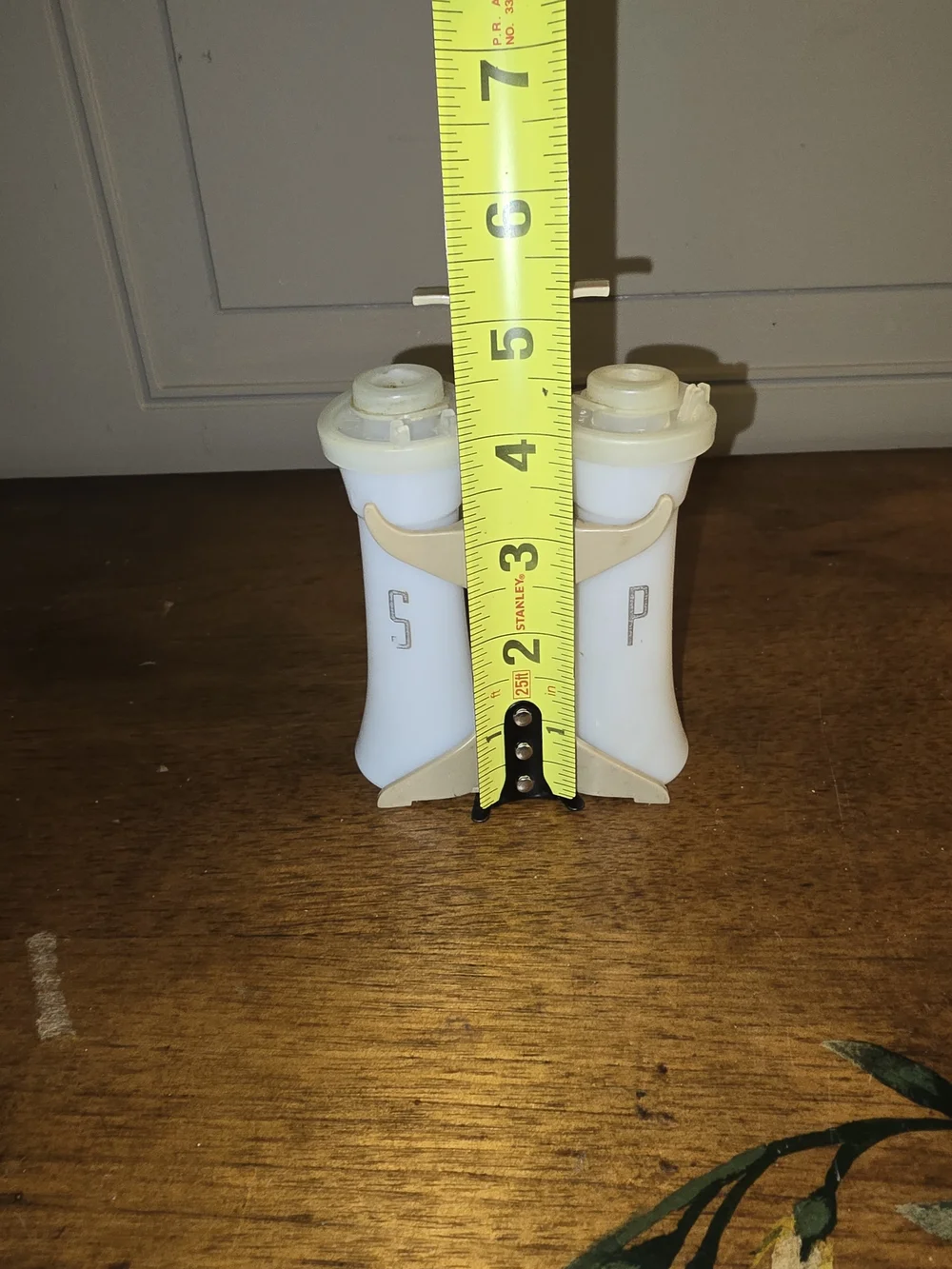 Tupperware Vintage Mini Salt/Pepper   w/Caddy